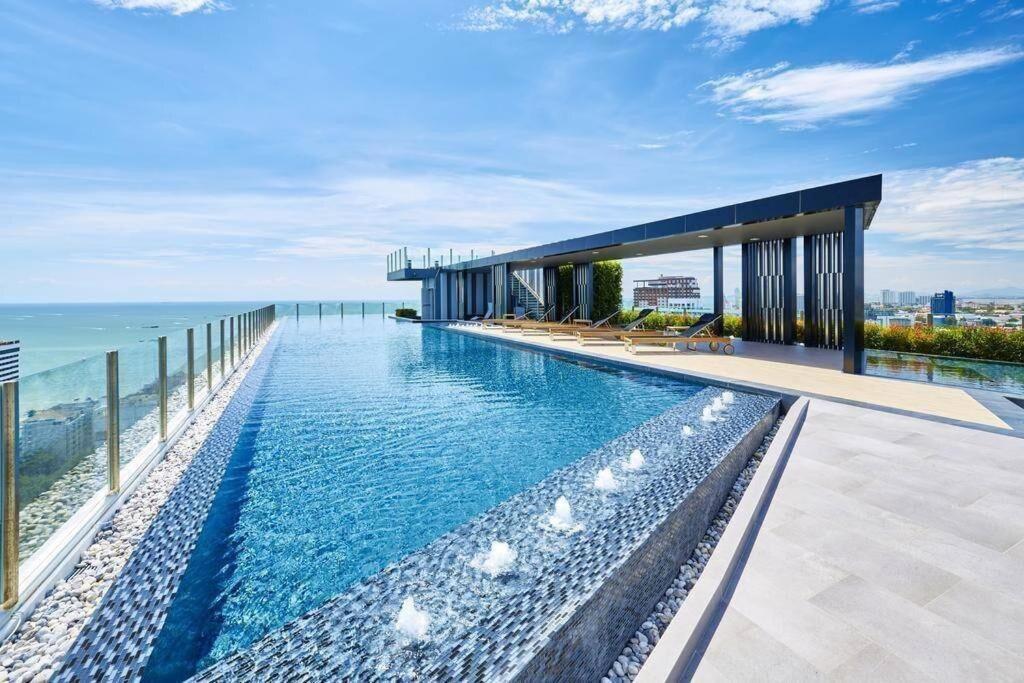 Sea View 2 Bed Room Condo @ Central パッタヤー エクステリア 写真
