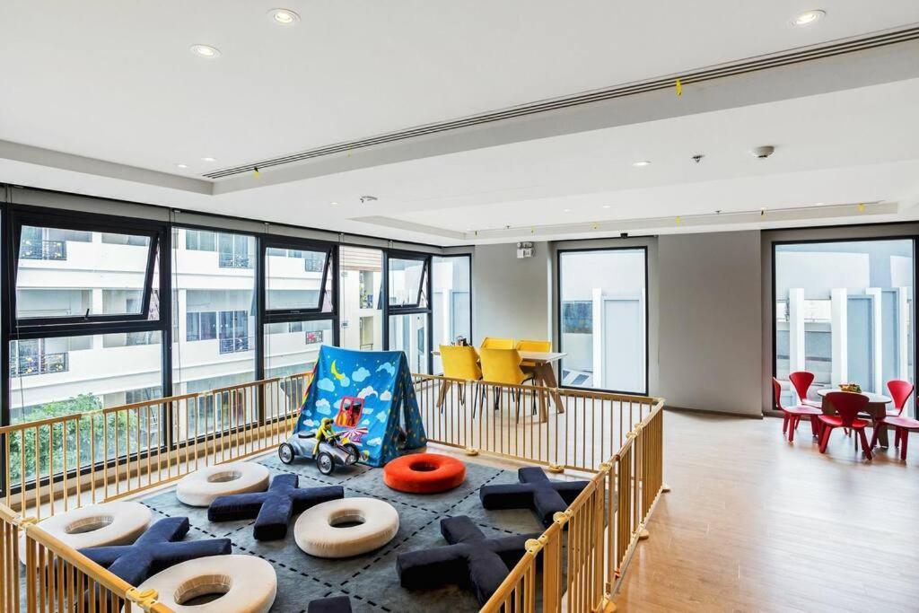 Sea View 2 Bed Room Condo @ Central パッタヤー エクステリア 写真