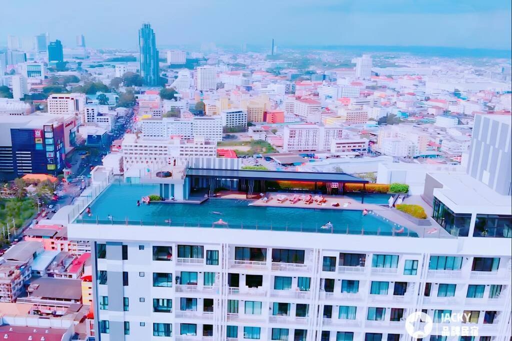 Sea View 2 Bed Room Condo @ Central パッタヤー エクステリア 写真