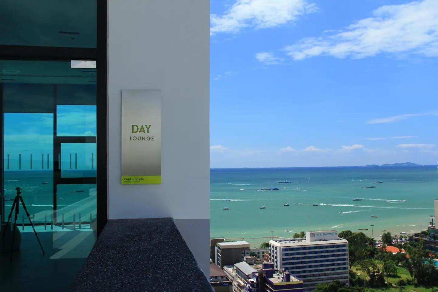 Sea View 2 Bed Room Condo @ Central パッタヤー エクステリア 写真